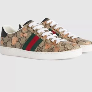 GUCCI G Supreme Monogram Metallic Berry Web Women’s Ace Sneakers Sz 40 EUC